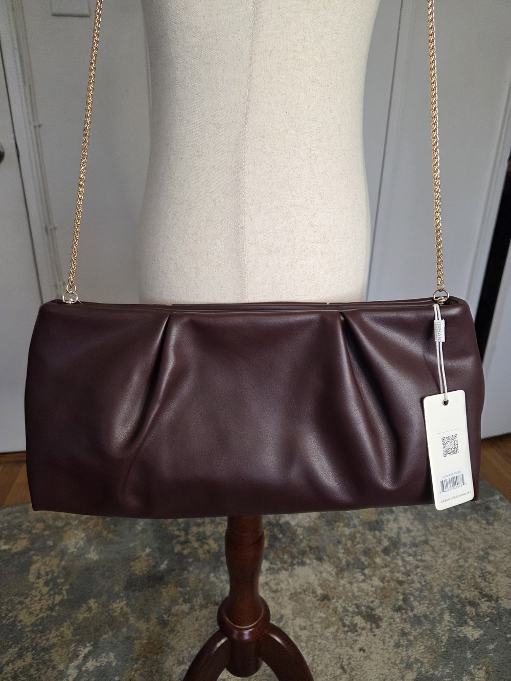 Urban Expressions Burgundy Pleated Clutch with Gold Chain Strap